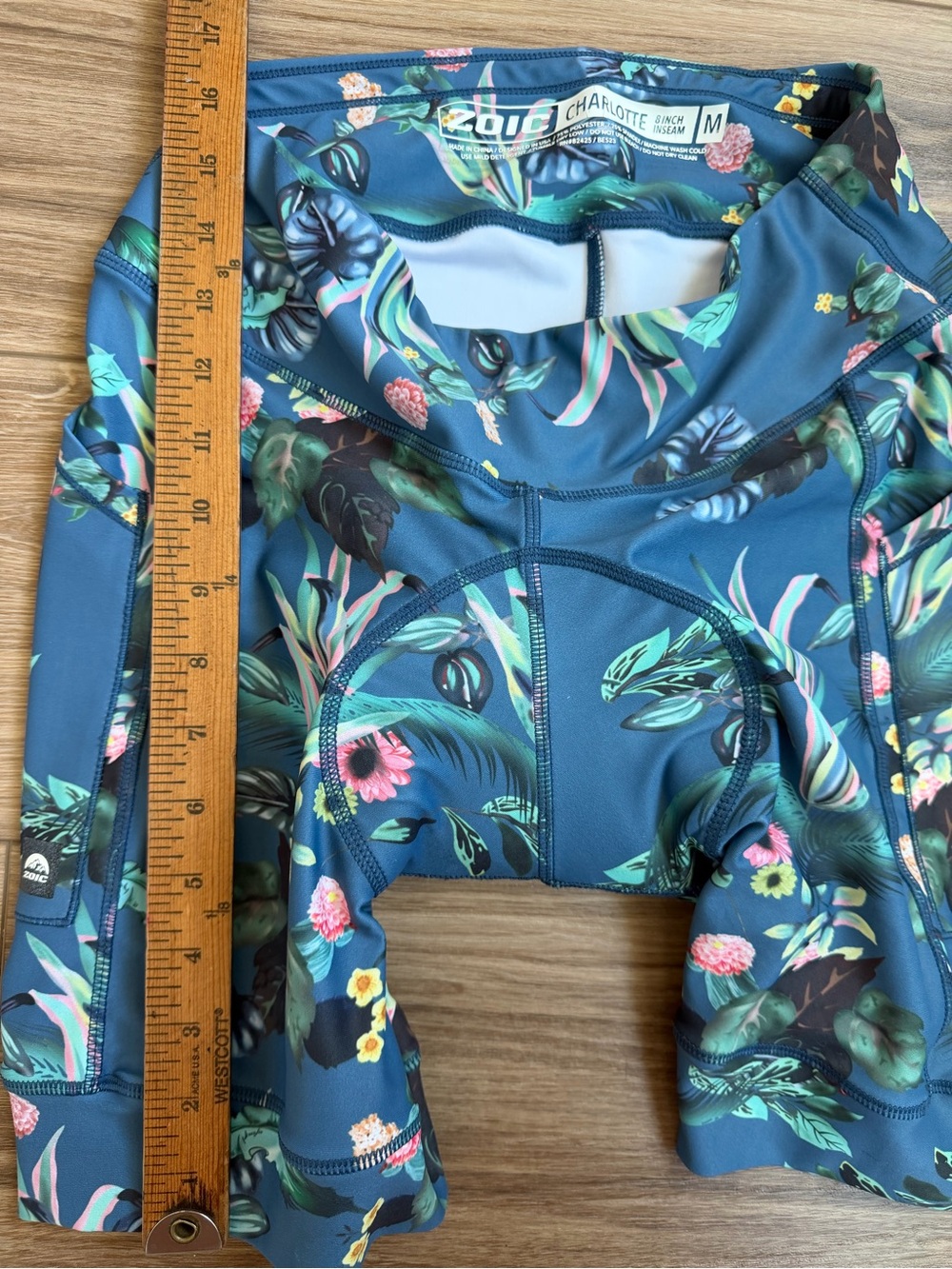 Zoic Charlotte Padded Bike Cycling Shorts Blue Floral size Medium - Picture 7 of 7